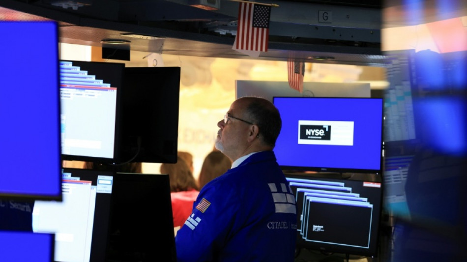  Wall Street recule, juge les acteurs de l'IA trop endett&eacute;s 