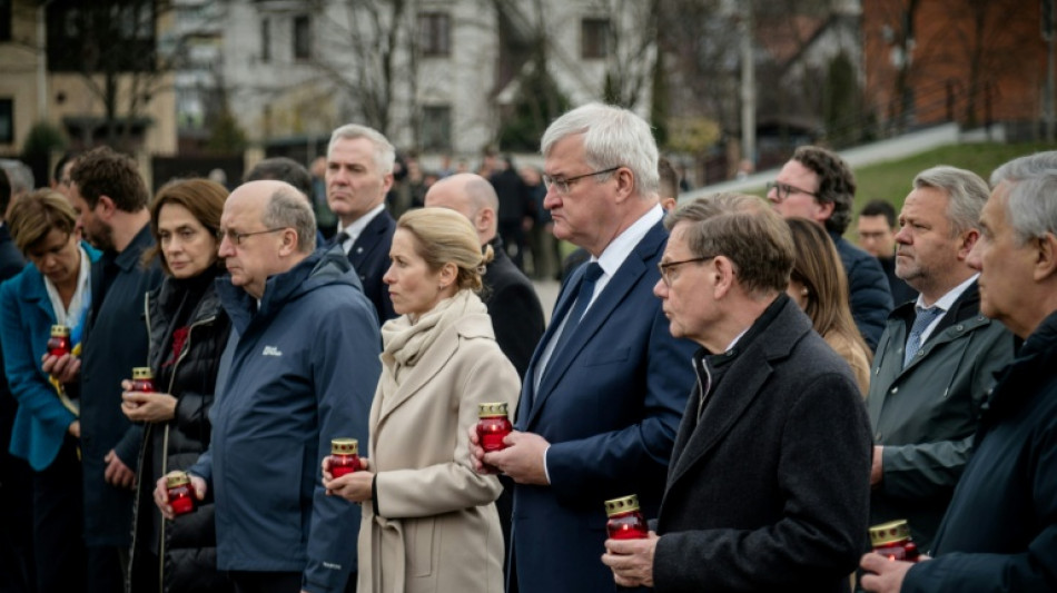  EU-Au&szlig;enminister gedenken im ukrainischen Butscha des Massakers vor vier Jahren  