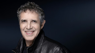 Julien Clerc chante les tranches d'"Une vie", dont la perte tragique de son frère