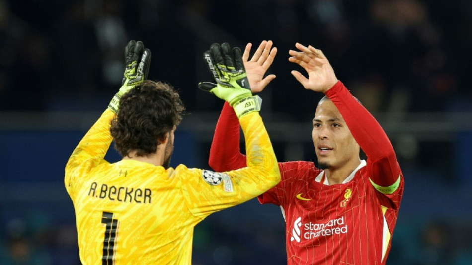 Liverpool &eacute; dominado, mas vence no fim na visita ao PSG pela ida das oitavas da Champions
