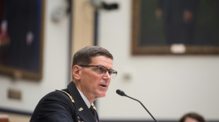 Ir&aacute;n sanciona a 24 estadounidenses, entre ellos un exgeneral