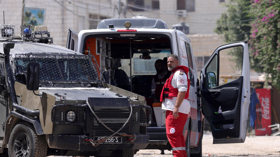 Morta l'israeliana incinta ferita in Cisgiordania, figlio salvo