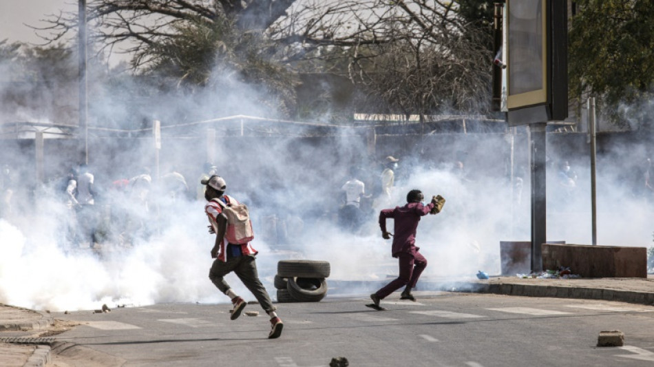 Zwei Tote bei Protesten im Senegal nach Verschiebung von Pr&auml;sidentschaftswahl
