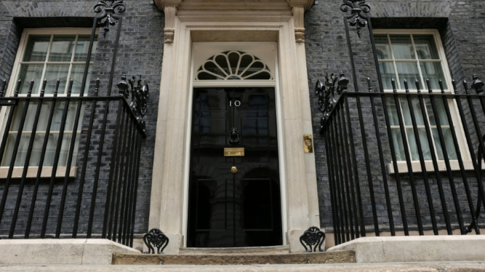  Keir Starmer pr&ecirc;t &agrave; quitter Downing Street, selon des m&eacute;dias britanniques  