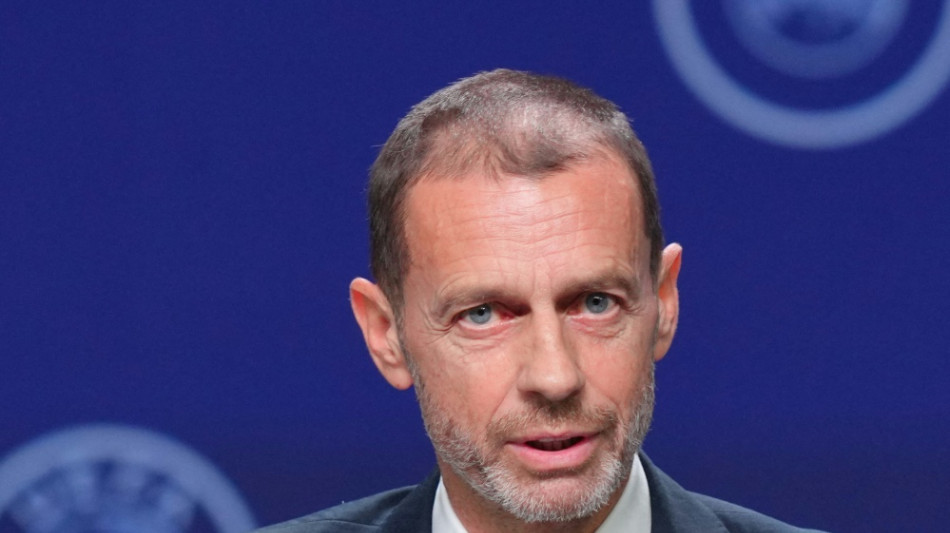  Medien: UEFA diskutiert m&ouml;glichen WM-Boykott 