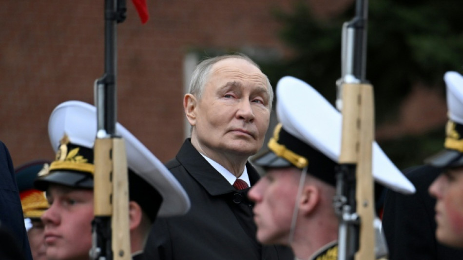  Russie: d&eacute;but du d&eacute;fil&eacute; sur la place Rouge &agrave; Moscou pour le 9-Mai 
