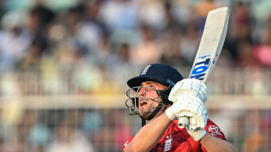  England survive Italy scare to reach T20 World Cup Super Eights 
