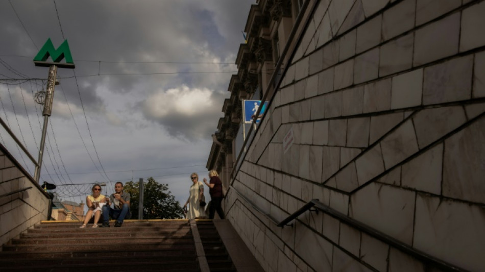 Russia ups pressure on northeast Ukraine
