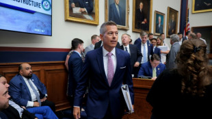 US faces travel delays as government shutdown wears on