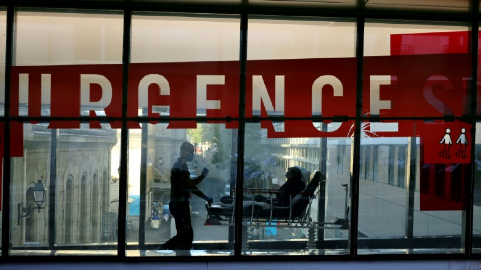 Alerte rouge aux urgences: au moins 120 services en "difficult&eacute;s" avant l'&eacute;t&eacute;