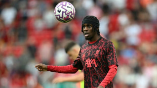 Liverpool's Frimpong out for several weeks with hamstring injury