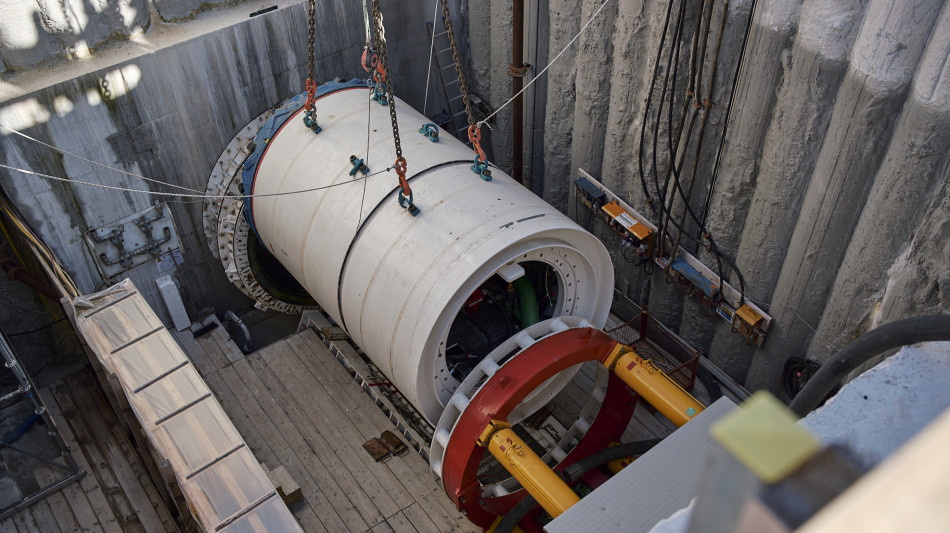  Il prezzo del gas è in flessione sotto 27 euro in avvio ad Amsterdam 