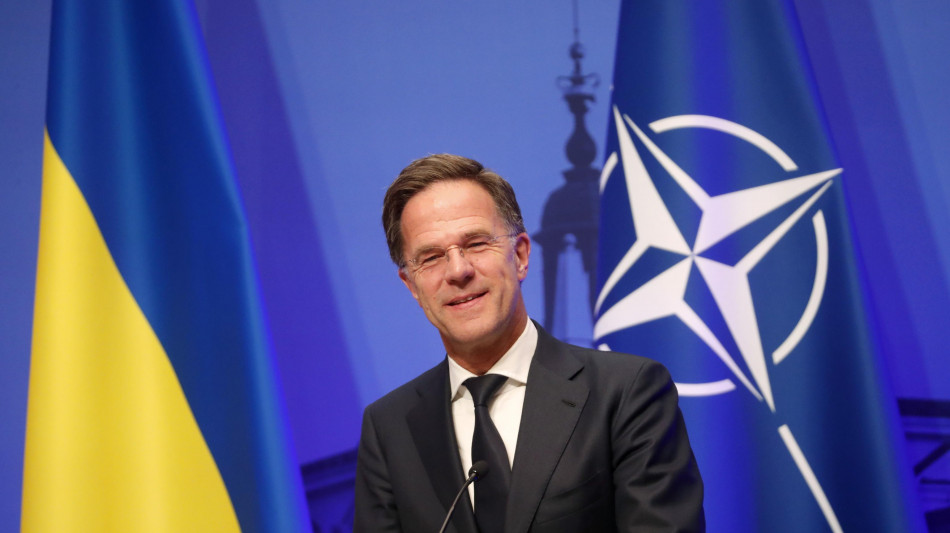 Rutte, 'impegno Kiev nella Nato resta, ma fuori dai negoziati'