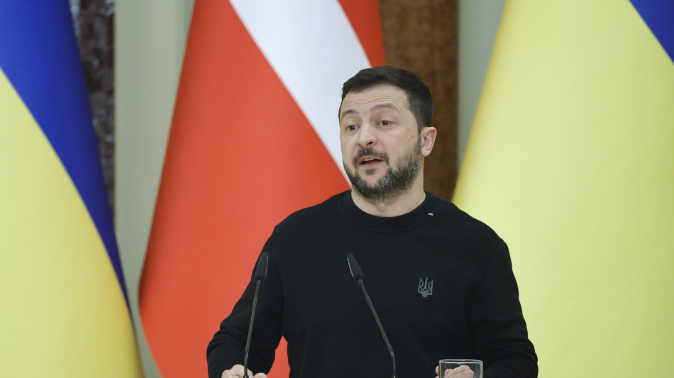 Kiev, 'la Russia usa le mine per attivit&agrave; genocide'