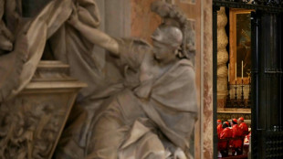 Los cardenales reciben llamado a la unidad antes del incierto c&oacute;nclave