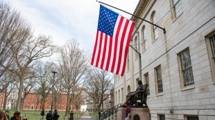 Trump redobla amenazas a Harvard que se niega a plegarse a sus exigencias 