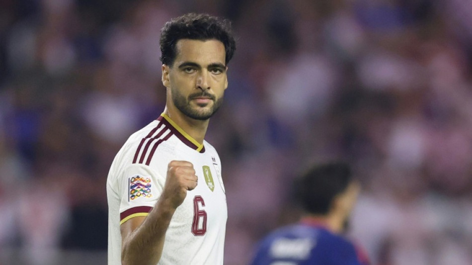 Merino mantiene invicta a Espa&ntilde;a, Kane acerca a Inglaterra a cuartos de Liga de Naciones 