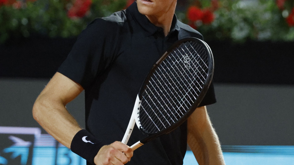 Internazionali: Sinner vince in rimonta e vola in finale