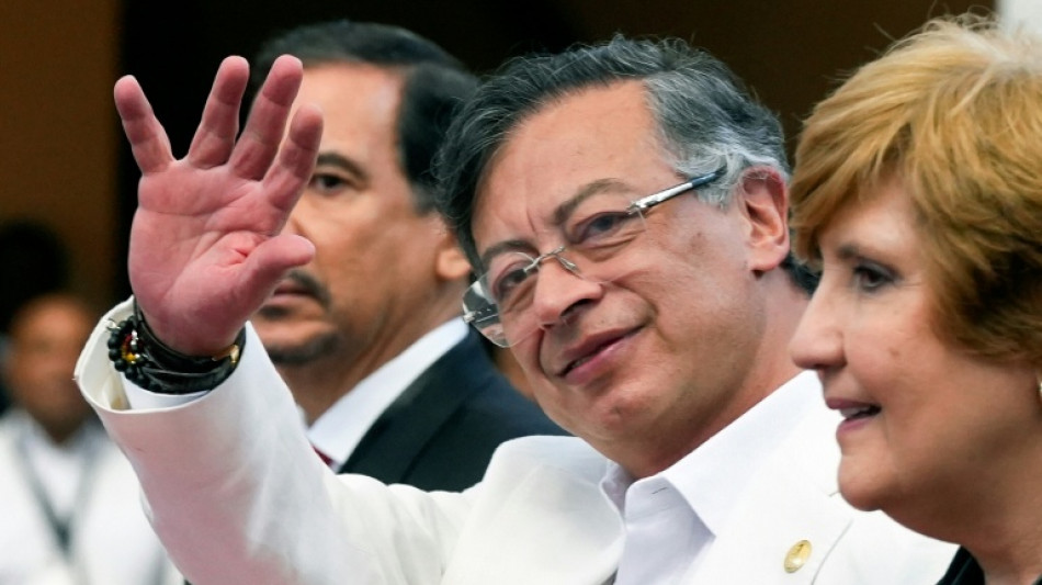 Petro anuncia despedida p&uacute;blica da presid&ecirc;ncia antes da posse do sucessor 