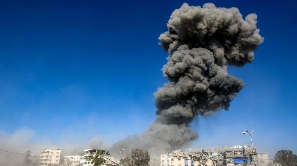  Al menos cinco muertos en Gaza por bombardeo israel&iacute; y ataque a tiros, seg&uacute;n rescatistas 