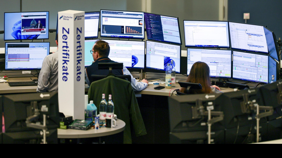  Borsa: l'Europa chiude in ribasso, Parigi (-0,55%), Londra (-0,41%) 