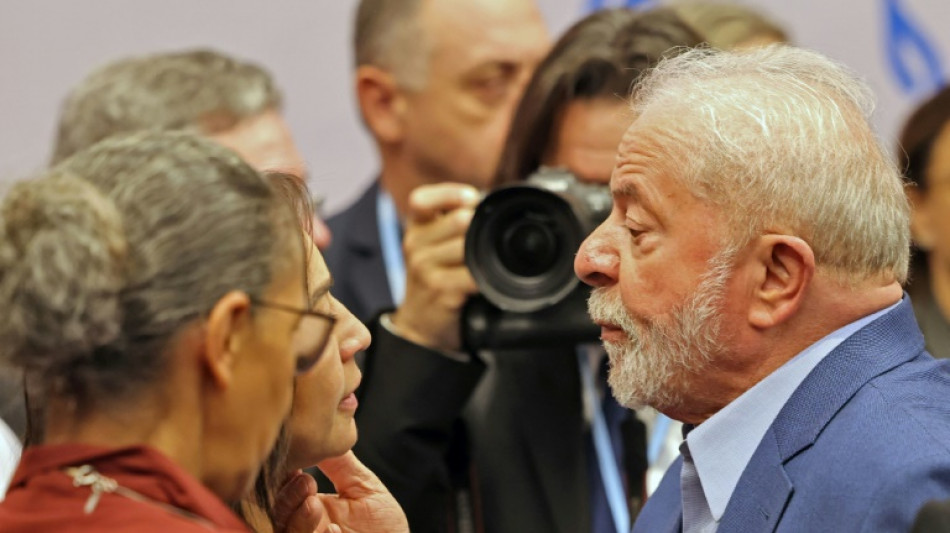Lula, desbordado por peticiones de ind&iacute;genas y oeneg&eacute;s de todo el planeta