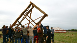 "Bassines": interdiction de manifester prolong&eacute;e, les opposants quittent les lieux