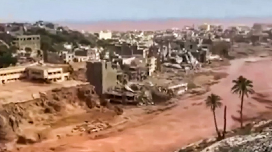 Inundações deixam mais de 3.800 mortos e 30.000 deslocados na Líbia