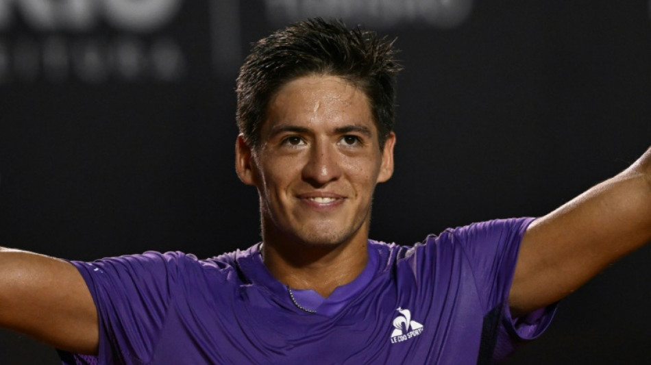 Em final argentina, B&aacute;ez vence Navone e conquista Rio Open