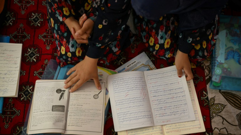 Chicas afganas desaf&iacute;an a los talibanes en escuelas secretas