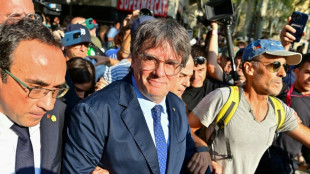 Surprise en Espagne: Puigdemont r&eacute;appara&icirc;t apr&egrave;s sept ans d'exil... et disparait de nouveau