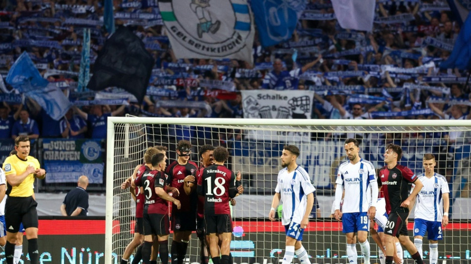  Nach Aufstiegsparty: Schalke chancenlos in N&uuml;rnberg 