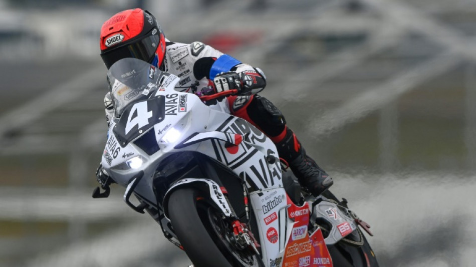 Entre cr&ecirc;pes et micro-siestes, les pilotes au d&eacute;fi hors norme des 24 Heures motos