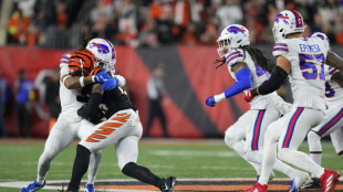 NFL: le joueur des Bills toujours dans un "&eacute;tat critique" apr&egrave;s un choc durant un match