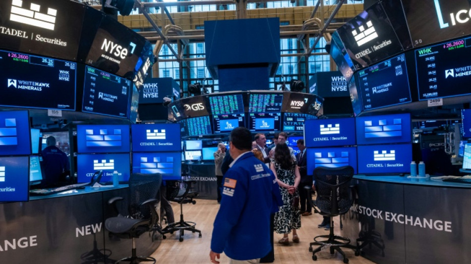  Les Bourses mondiales grimpent, saluent les avanc&eacute;es vers un accord au Moyen-Orient 