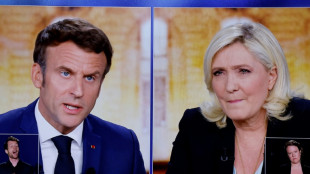 Sur l'Europe, les visions irr&eacute;conciliables de Le Pen et Macron