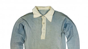 Camisa do Uruguai, que conquistou ouro nos Jogos de Paris-1924, ser&aacute; leiloada em Montevid&eacute;u