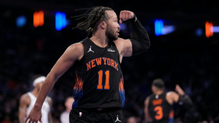 Knicks book NBA Cup quarter-final berth, Spurs down Nuggets to advance