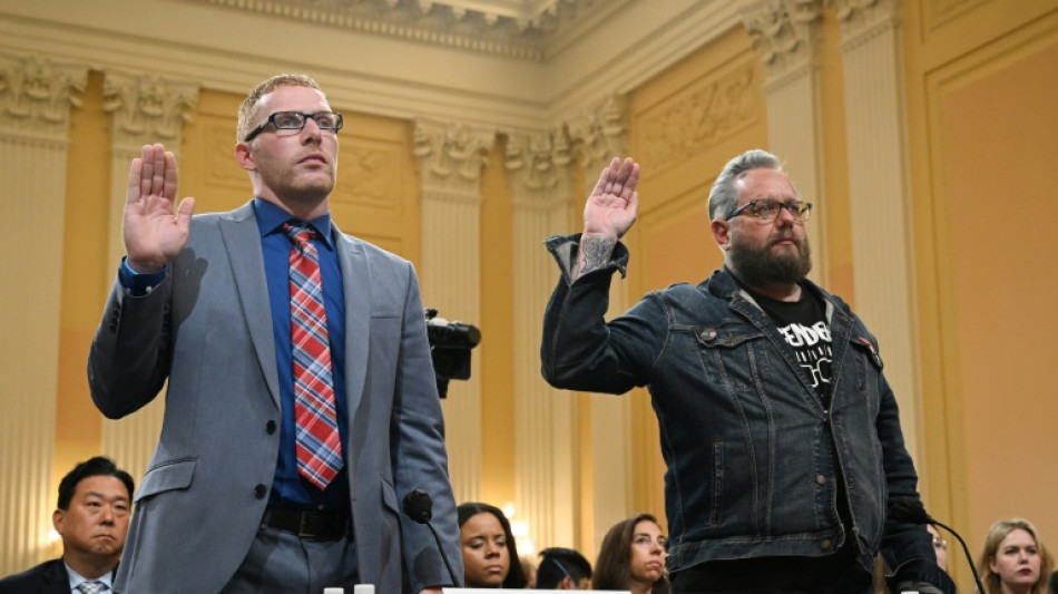 Attaque du Capitole: l'extr&ecirc;me droite a r&eacute;pondu &agrave; un "appel aux armes" de Trump