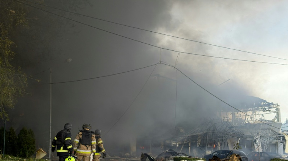  Ukraine: plus de 20 morts dans des frappes russes &agrave; quelques heures d'une potentielle tr&ecirc;ve 