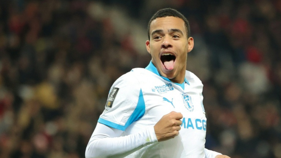Marseille wallop Nice to climb top in France