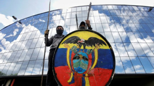 Ind&iacute;genas intentan irrumpir en el Congreso de Ecuador tras 11 dias de protestas