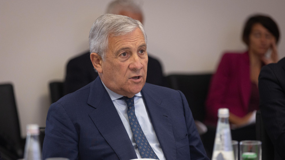  Tajani, 'bene Weber, difendere insieme le frontiere e potenziare Frontex' 