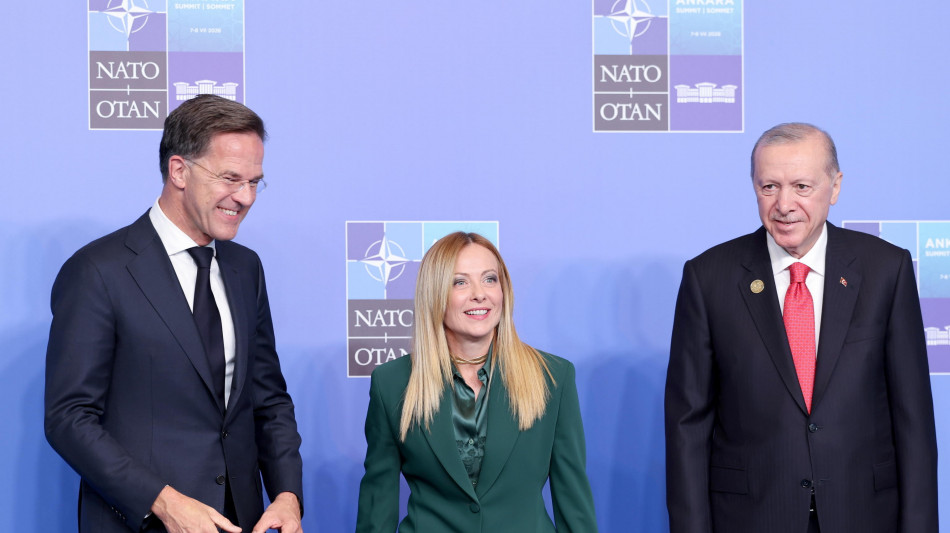  Meloni, rispettiamo gli impegni Nato ma in modo sostenibile e stabilendo priorit&agrave; 