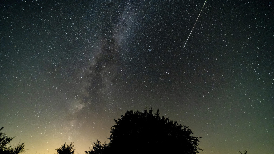  Tra eclissi e stelle cadenti, il cielo di agosto d&agrave; spettacolo 