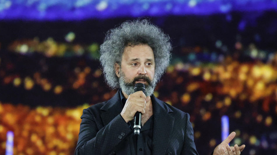  Concerto-evento di Cristicchi alla pieve di Romena, 'il sogno si avvera' 