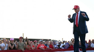 Trump celebra como una "victoria fenomenal" el aval a su megaproyecto presupuestario