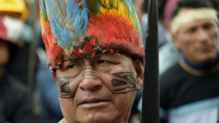 Manifestantes y gobierno inician di&aacute;logos sin horizonte claro en Ecuador