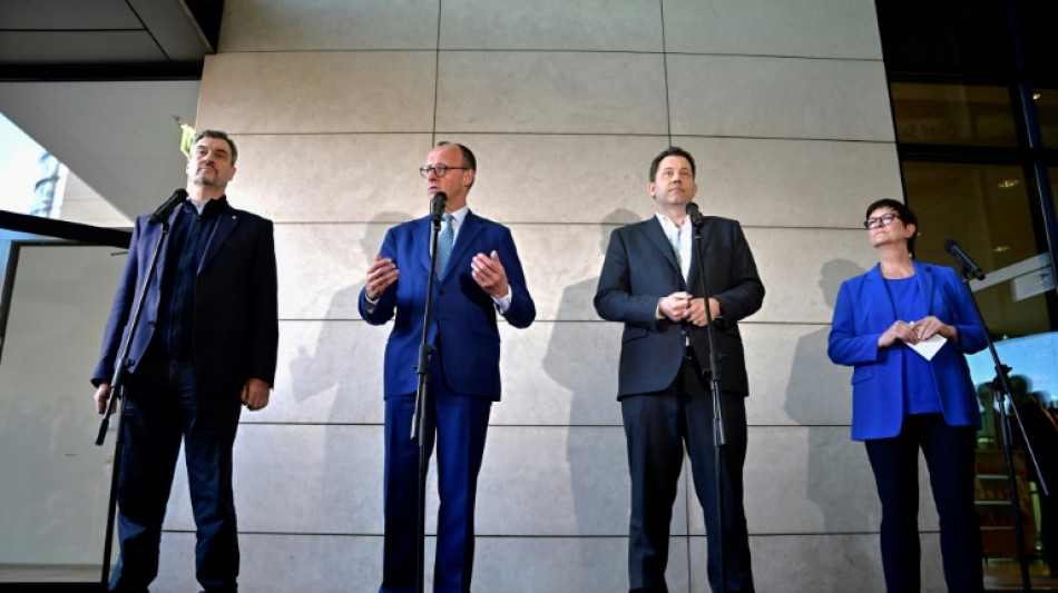 Koalitionsgespr&auml;che erreichen F&uuml;hrungsebene - Parteichefs d&auml;mpfen Erwartungen