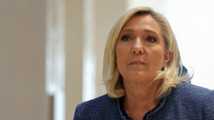 Pariser Gericht: Rechtspopulistin Le Pen darf nicht bei Pr&auml;sidentenwahl antreten